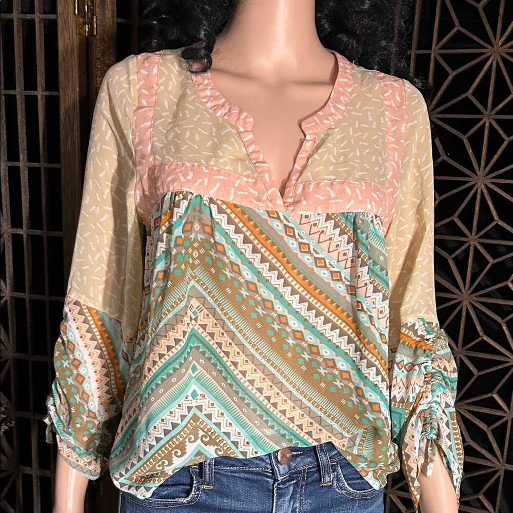 UMGEE SHEER MOZAIC PRINT TOP S